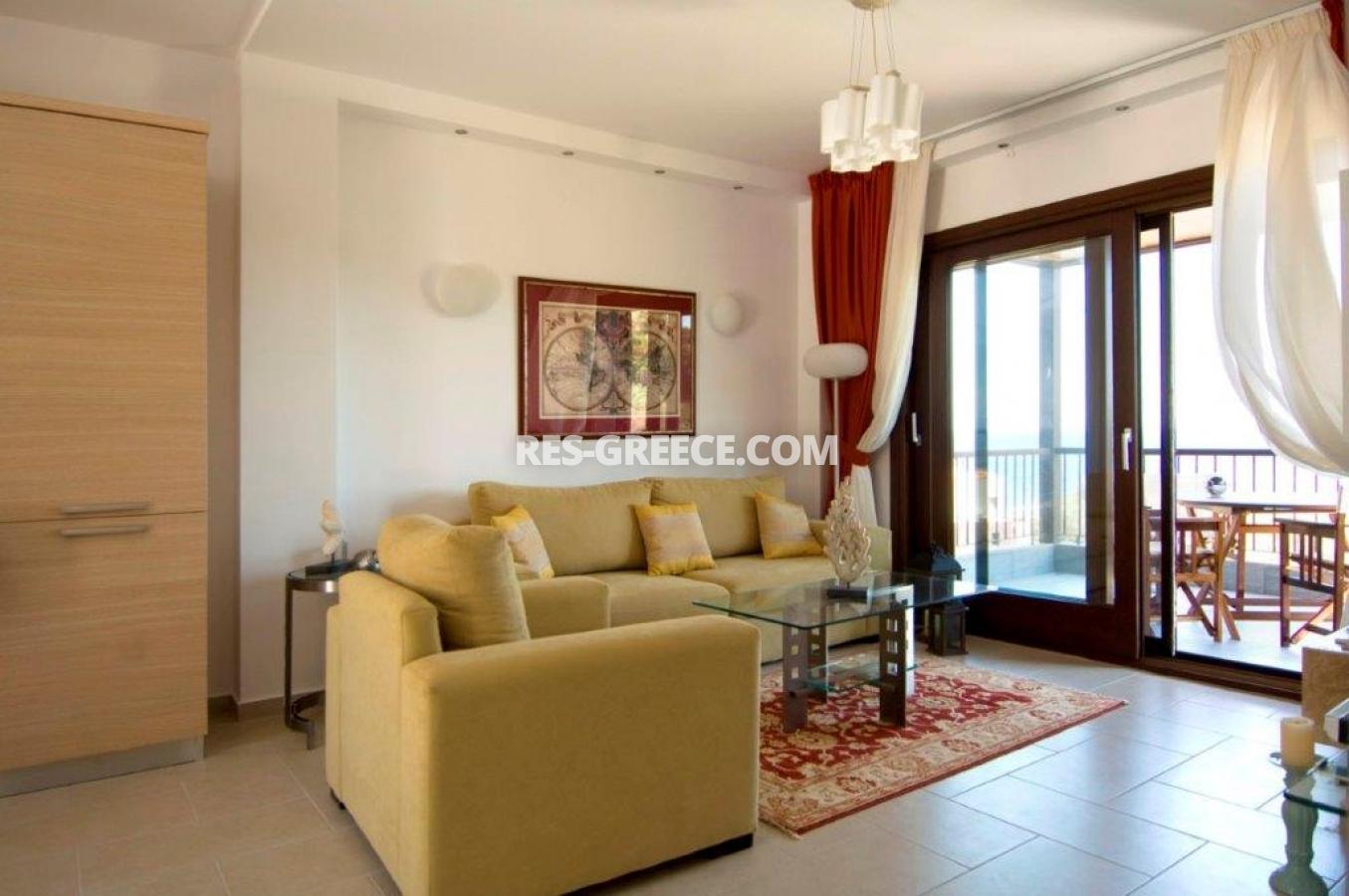 POSIDONAS Athos, Halkidiki-Athos, Greece - beachfront fully furnished 3 bedrooms apartment - Photo 11