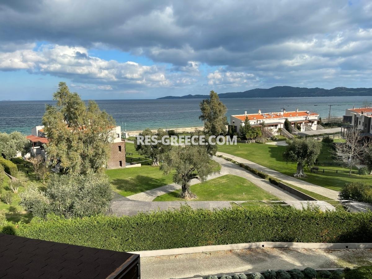 POSIDONAS Athos, Halkidiki-Athos, Greece - beachfront fully furnished 3 bedrooms apartment - Photo 30