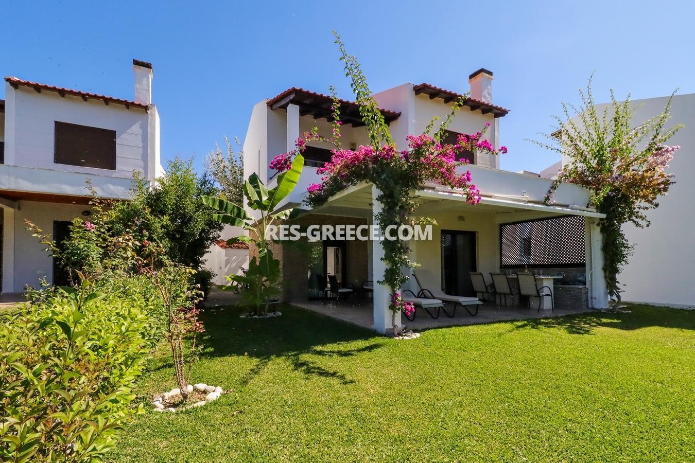 Ammonas, Halkidiki-Kassandra, Greece - cozy cottage in a seafront complex for sale  - Photo 6