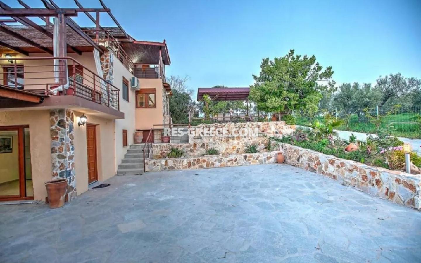 Andriana, Nea Moudania, Greece - traditional seaview villa used a small family hotel, Photo 5